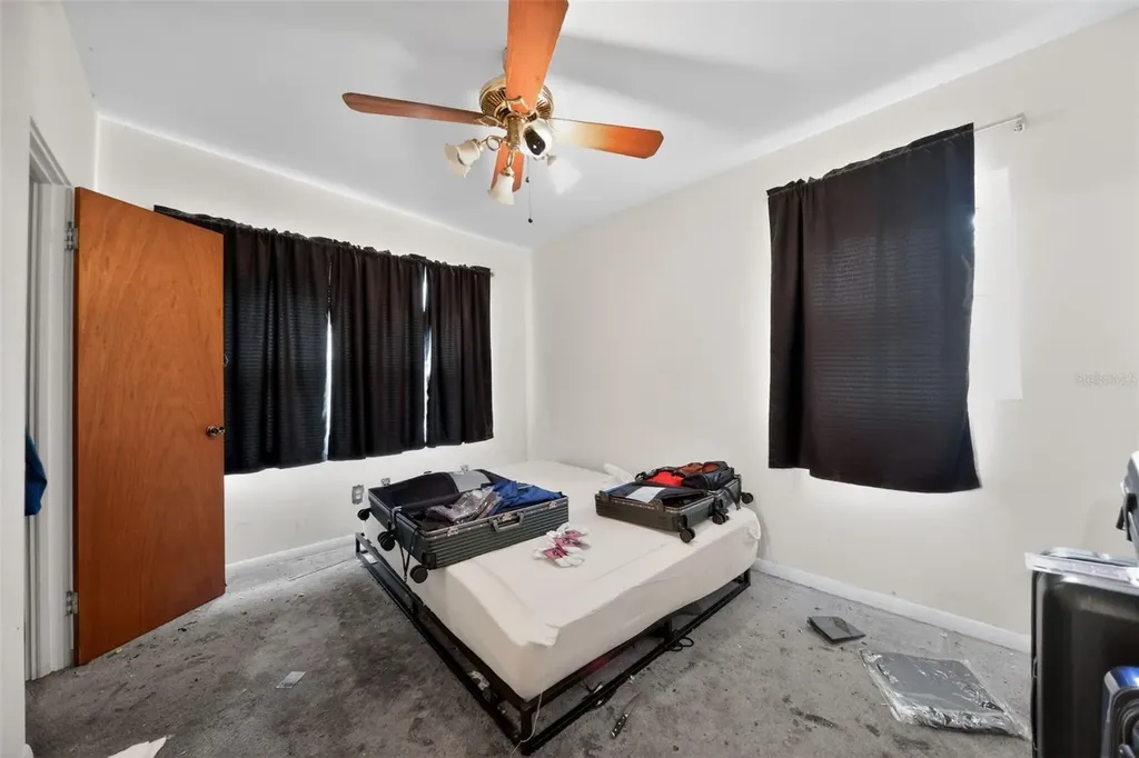 2615 Peel Avenue Orlando FL 32806