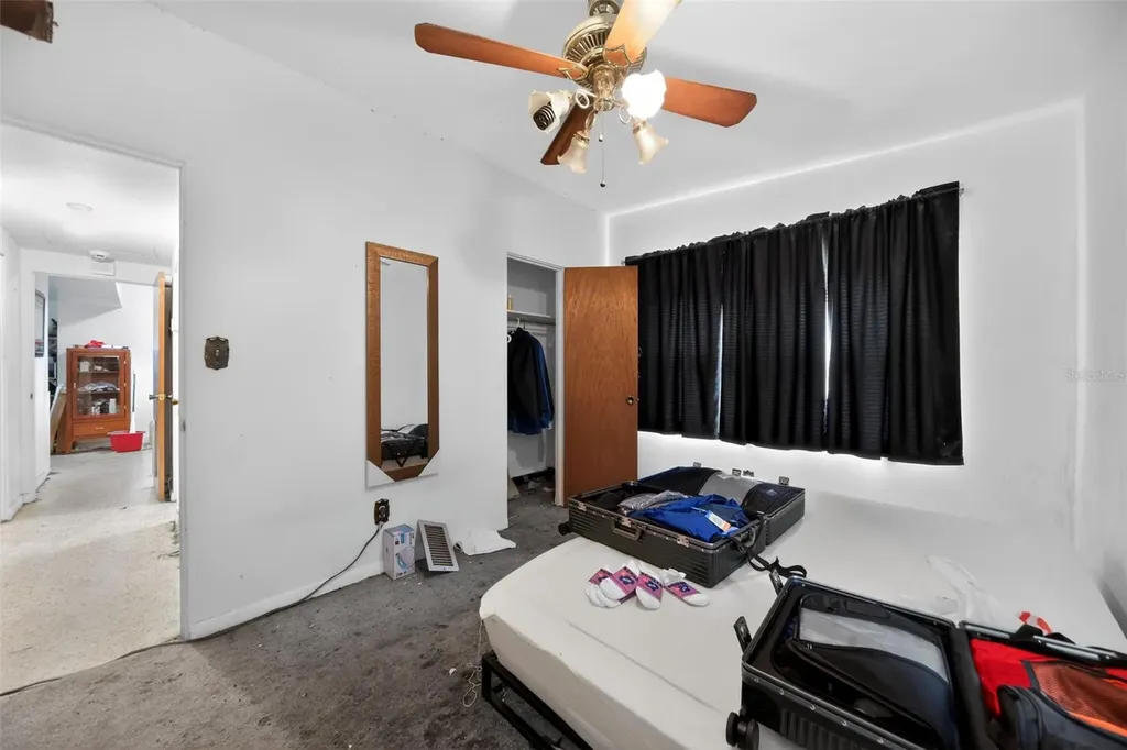 2615 Peel Avenue Orlando FL 32806