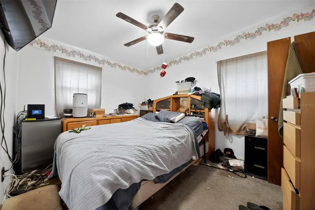 2615 Peel Avenue Orlando FL 32806
