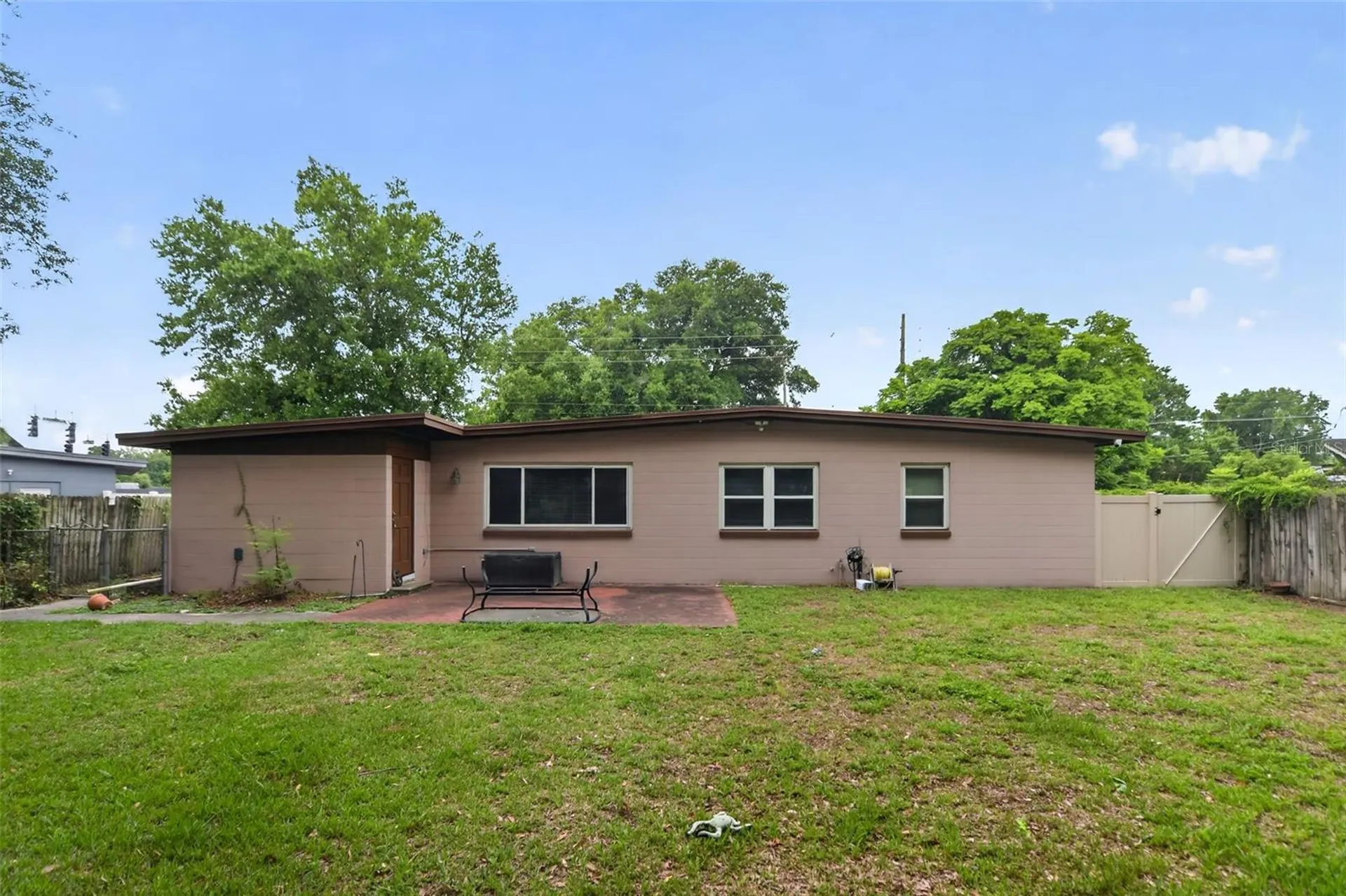 2615 Peel Avenue Orlando FL 32806