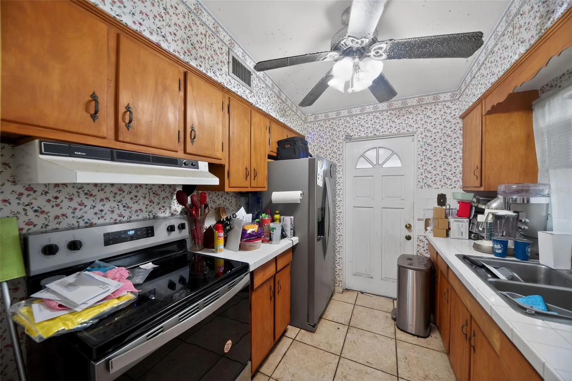 2615 Peel Avenue Orlando FL 32806