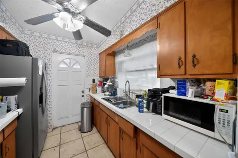 2615 Peel Avenue Orlando FL 32806