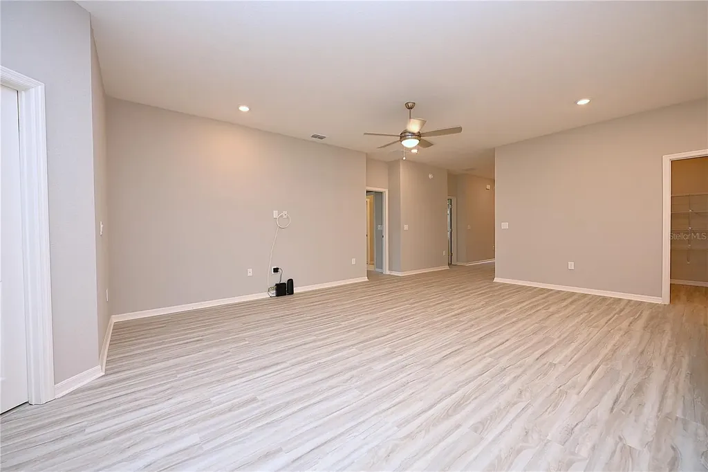 1731 Oceania Avenue Davenport FL 33837