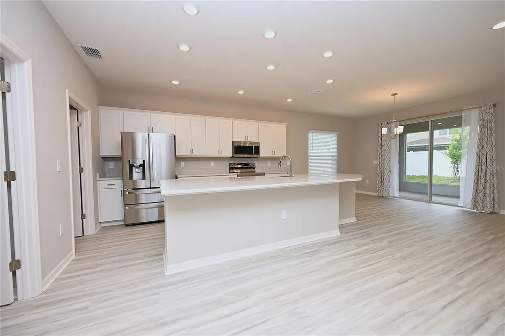 1731 Oceania Avenue Davenport FL 33837