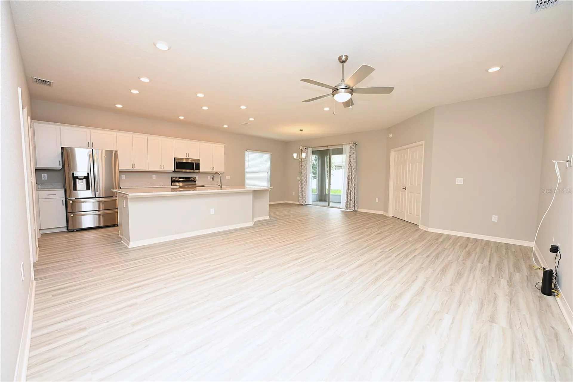 1731 Oceania Avenue Davenport FL 33837