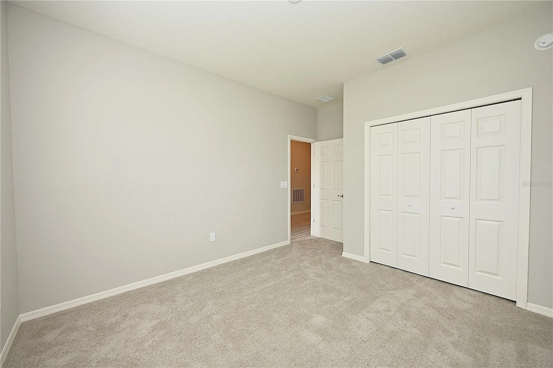 1731 Oceania Avenue Davenport FL 33837