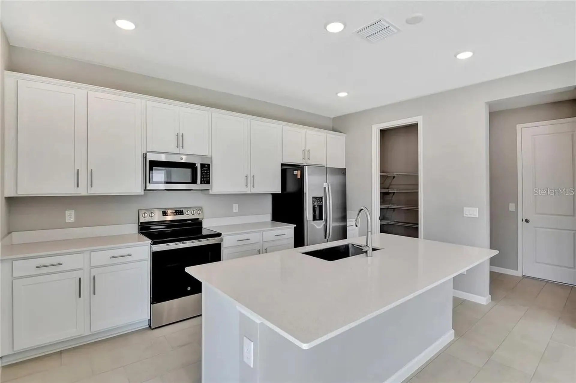 560 Summit River Drive Apopka FL 32712