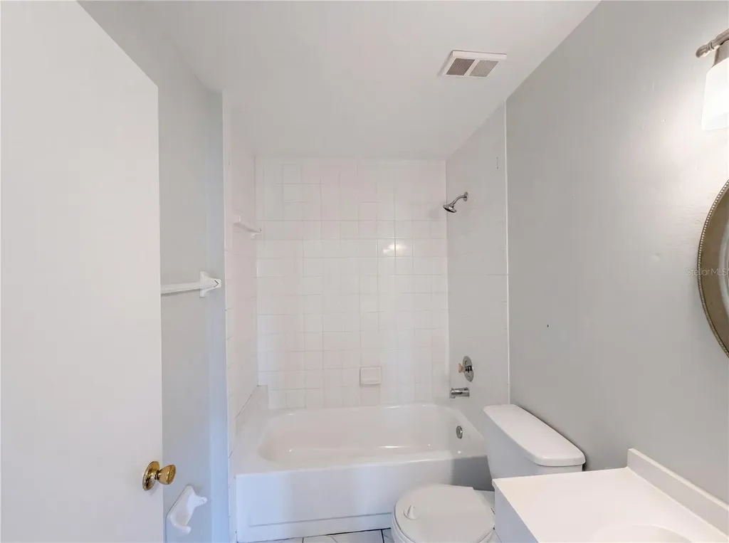 5263 Clarion Oaks Drive Orlando FL 32808