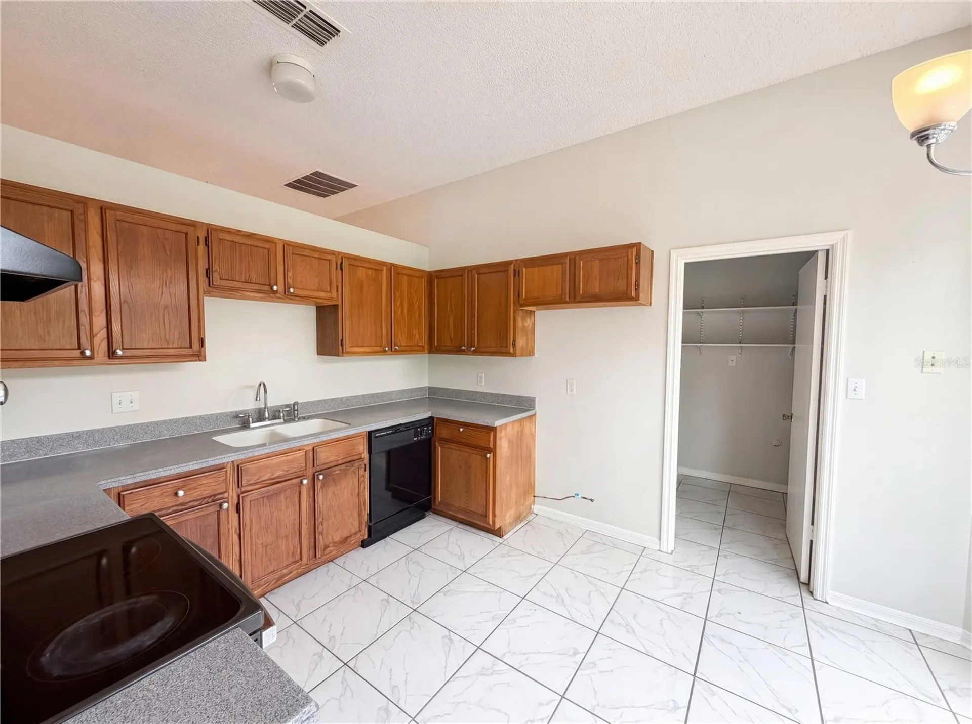 5263 Clarion Oaks Drive Orlando FL 32808