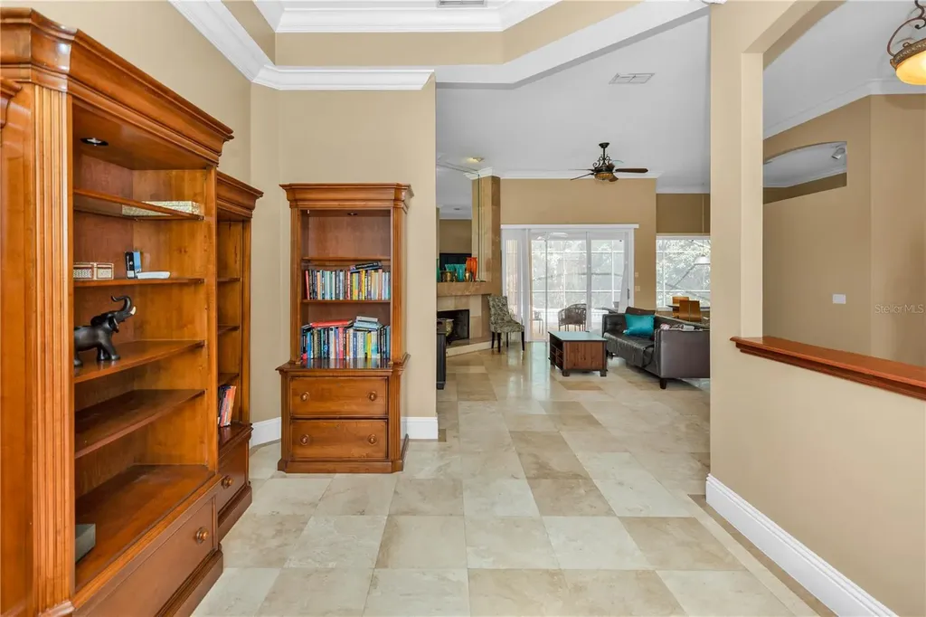 1105 Twin Oaks Circle Oviedo FL 32765