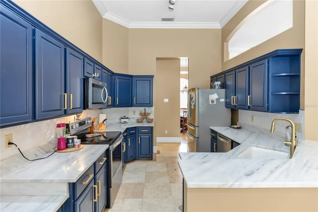 1105 Twin Oaks Circle Oviedo FL 32765