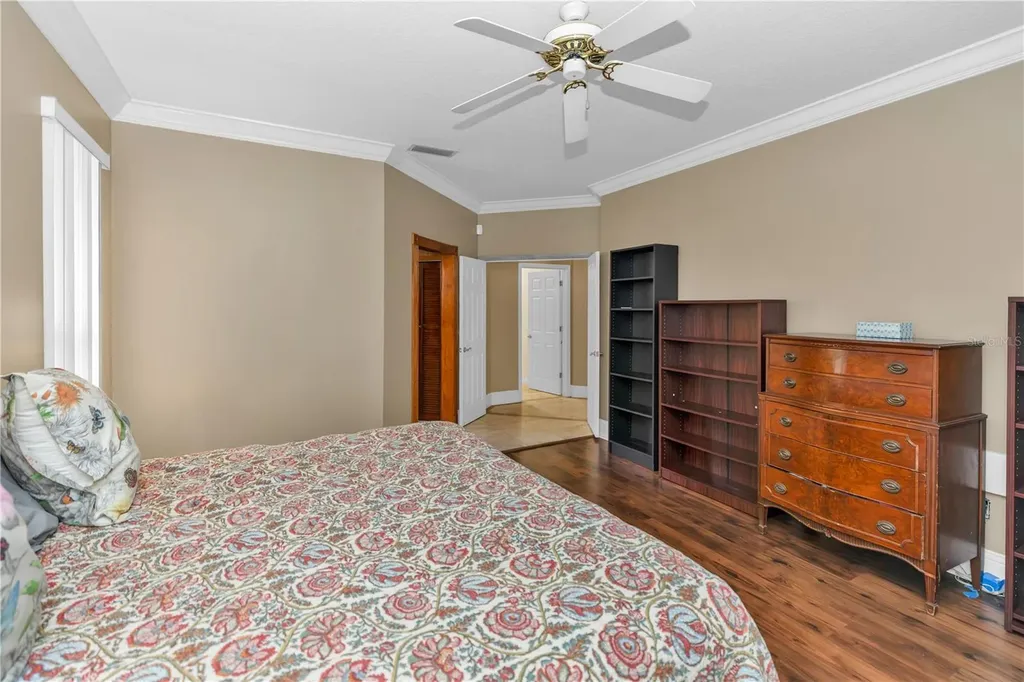 1105 Twin Oaks Circle Oviedo FL 32765
