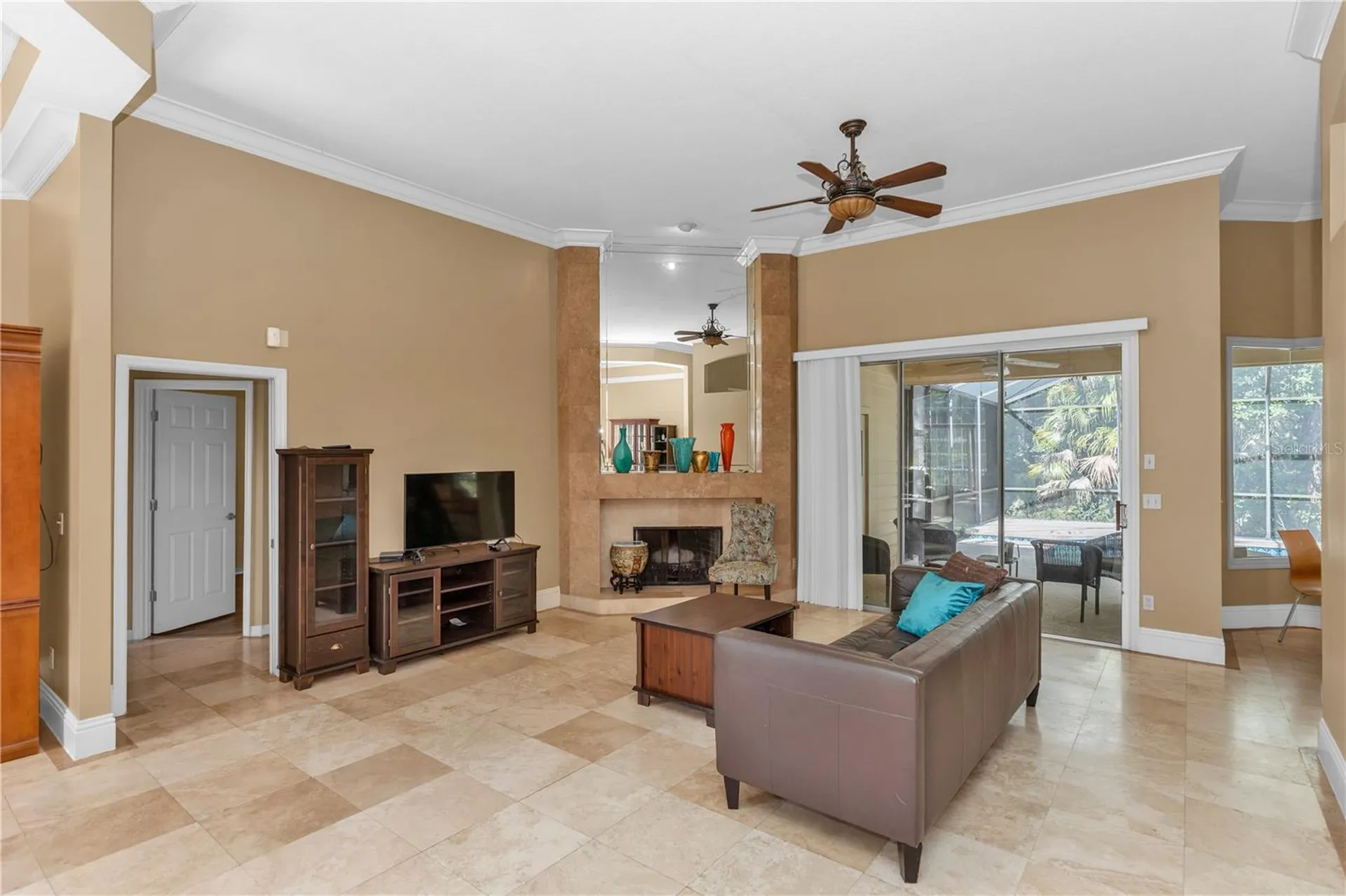 1105 Twin Oaks Circle Oviedo FL 32765