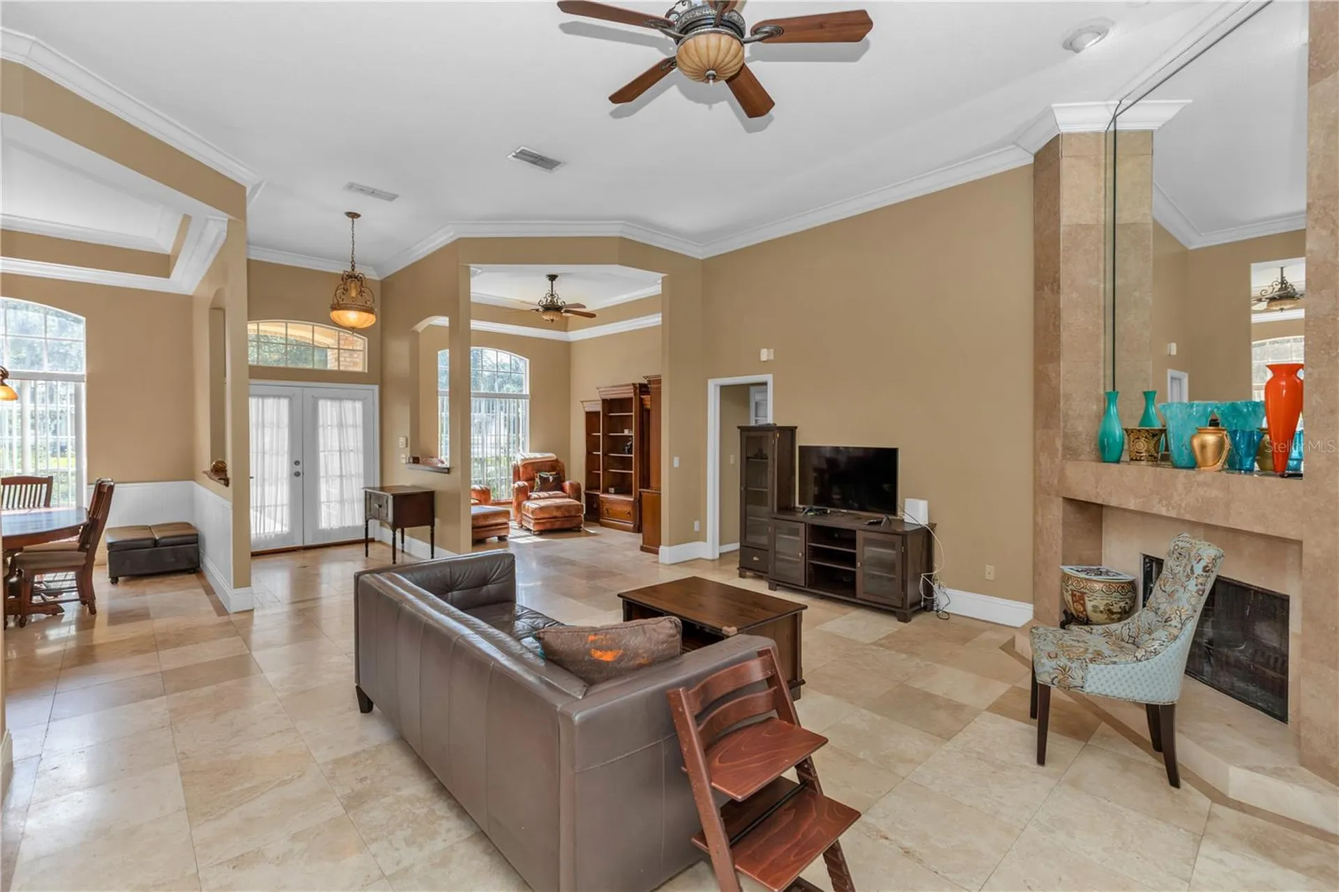 1105 Twin Oaks Circle Oviedo FL 32765