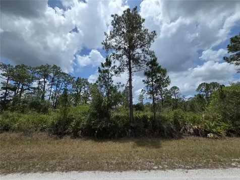 915 Laguna Drive Indian Lake Estates FL 33855