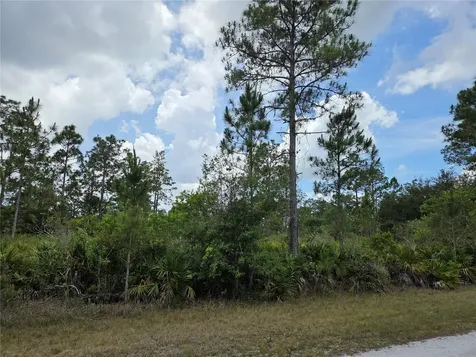 915 Laguna Drive Indian Lake Estates FL 33855
