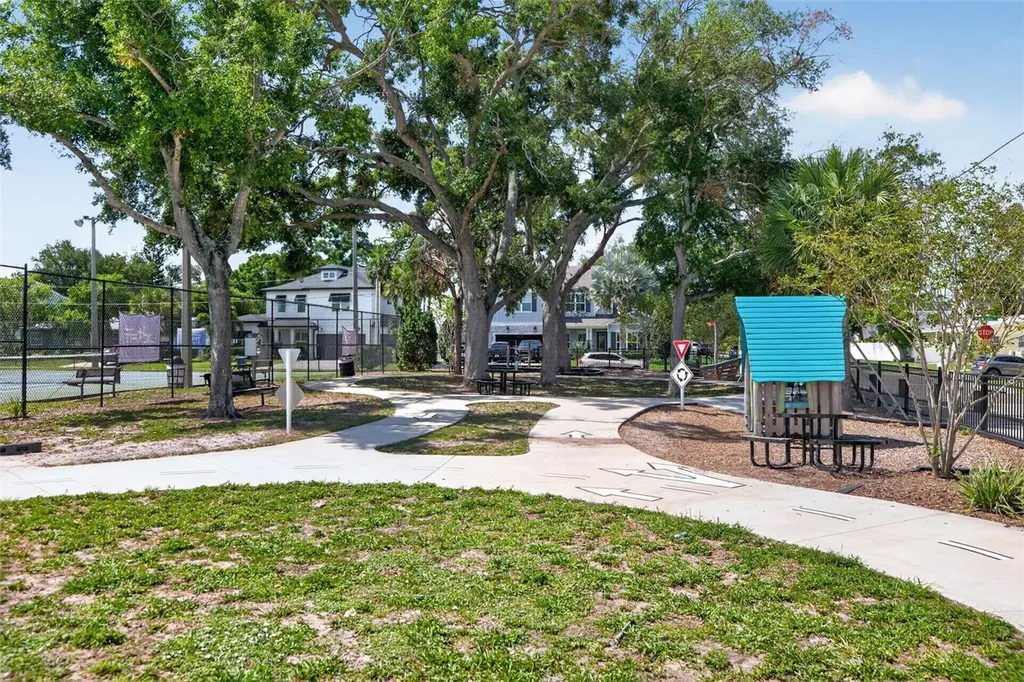 4015 W Zelar Street Tampa FL 33629
