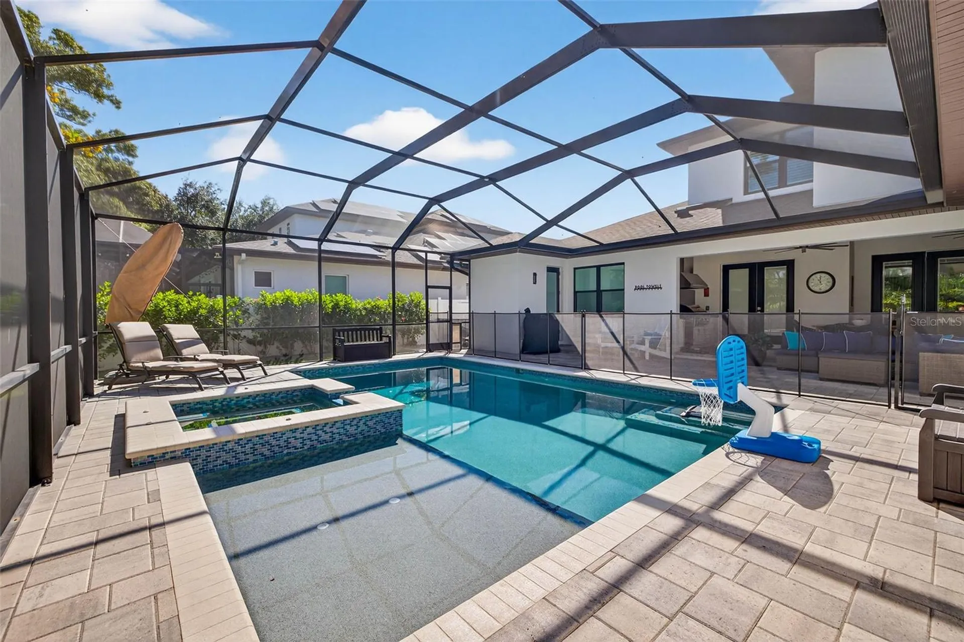 4015 W Zelar Street Tampa FL 33629