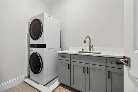 4015 W Zelar Street Tampa FL 33629