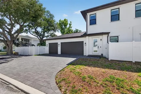 4015 W Zelar Street Tampa FL 33629