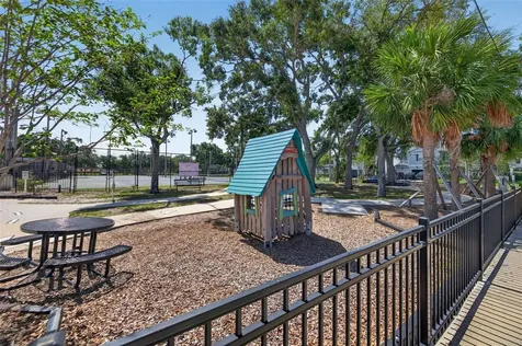 4015 W Zelar Street Tampa FL 33629