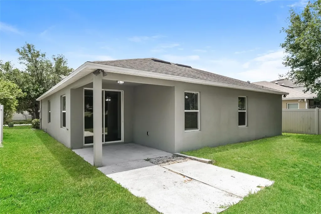 1580 Tamarind Road Davenport FL 33896