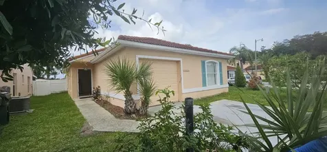 2338 Cordova Court Kissimmee FL 34743