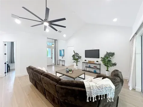 3230 Cavalier Avenue Orlando FL 32833