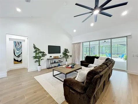 3230 Cavalier Avenue Orlando FL 32833