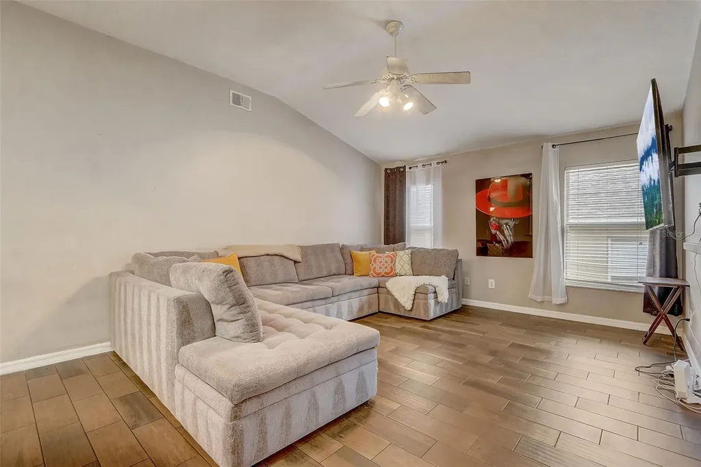 129 Compass Rose Dr Brook Groveland FL 34736
