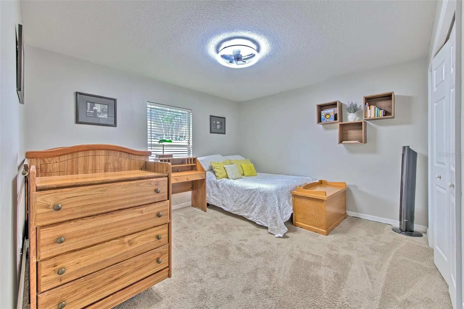 2327 Eagle Bluff Drive Valrico FL 33596