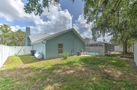 2327 Eagle Bluff Drive Valrico FL 33596