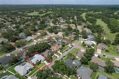 2327 Eagle Bluff Drive Valrico FL 33596