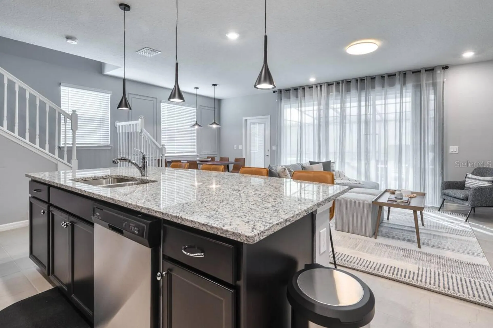 806 Paradise Drive Davenport FL 33897