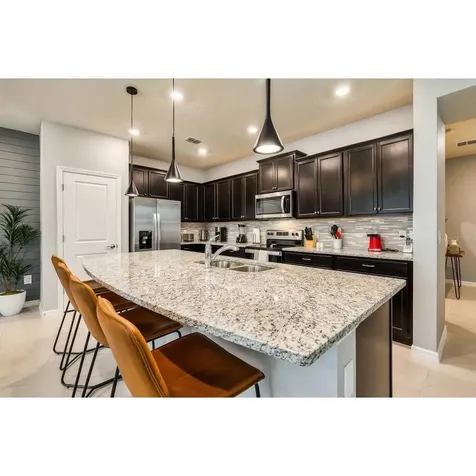806 Paradise Drive Davenport FL 33897