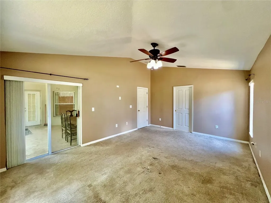 18241 Collridge Drive Tampa FL 33647