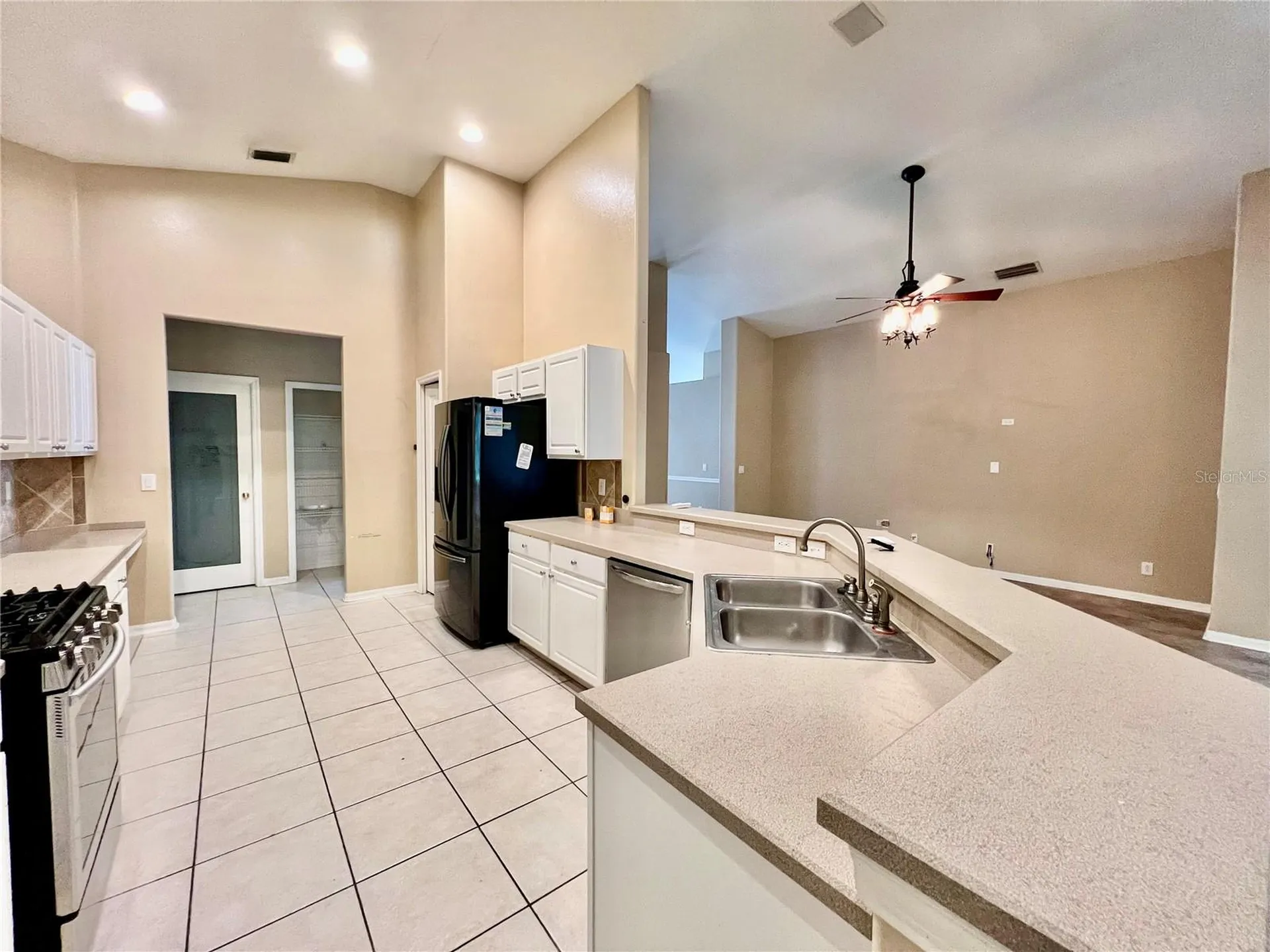 18241 Collridge Drive Tampa FL 33647