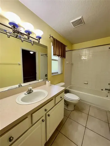 18241 Collridge Drive Tampa FL 33647