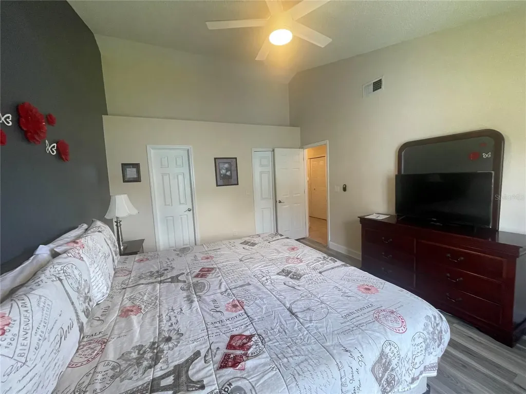2747 N Poinciana Boulevard Kissimmee FL 34746