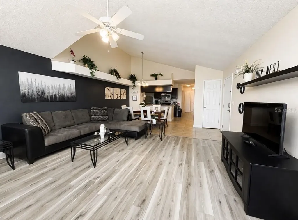 2747 N Poinciana Boulevard Kissimmee FL 34746
