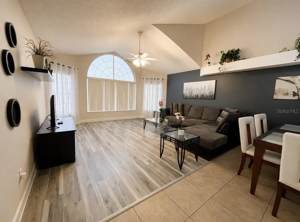 2747 N Poinciana Boulevard Kissimmee FL 34746