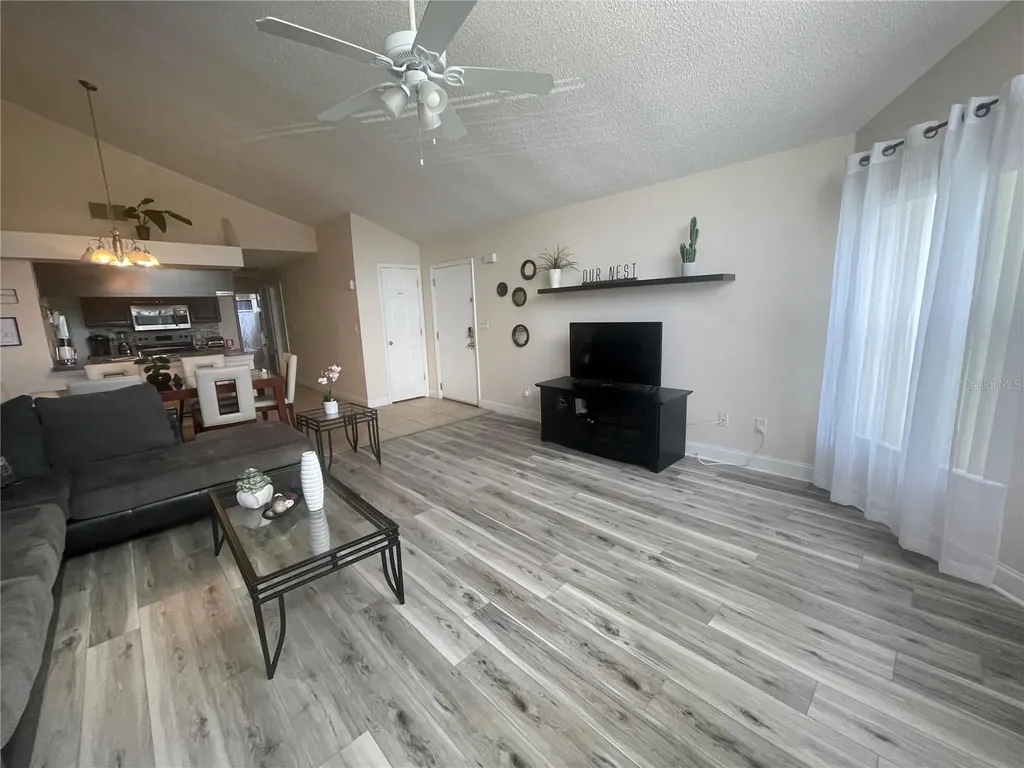 2747 N Poinciana Boulevard Kissimmee FL 34746