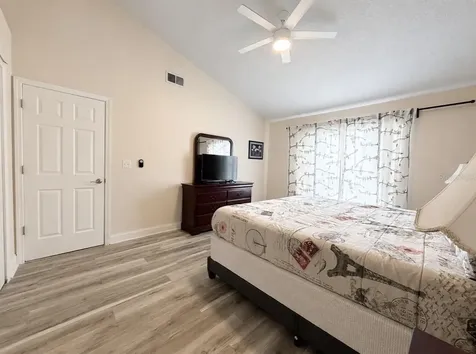 2747 N Poinciana Boulevard Kissimmee FL 34746