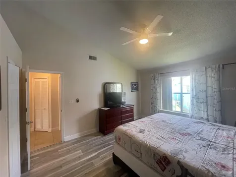 2747 N Poinciana Boulevard Kissimmee FL 34746