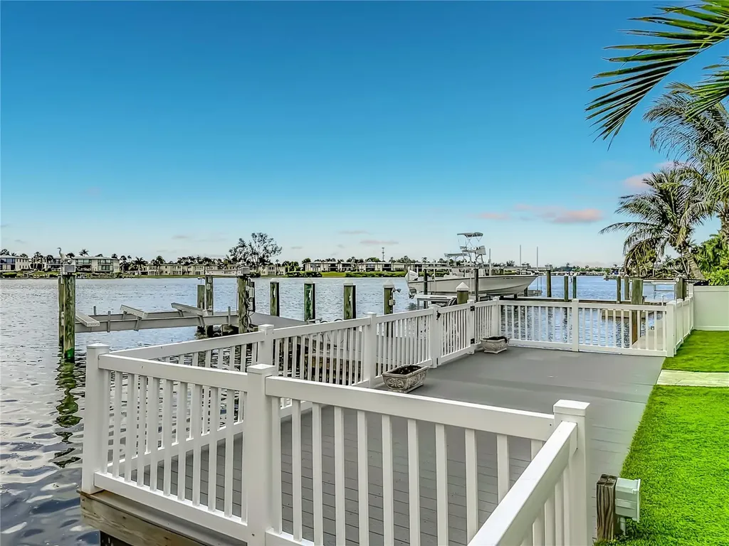 605 Key Royale Drive Bradenton Beach FL 34217