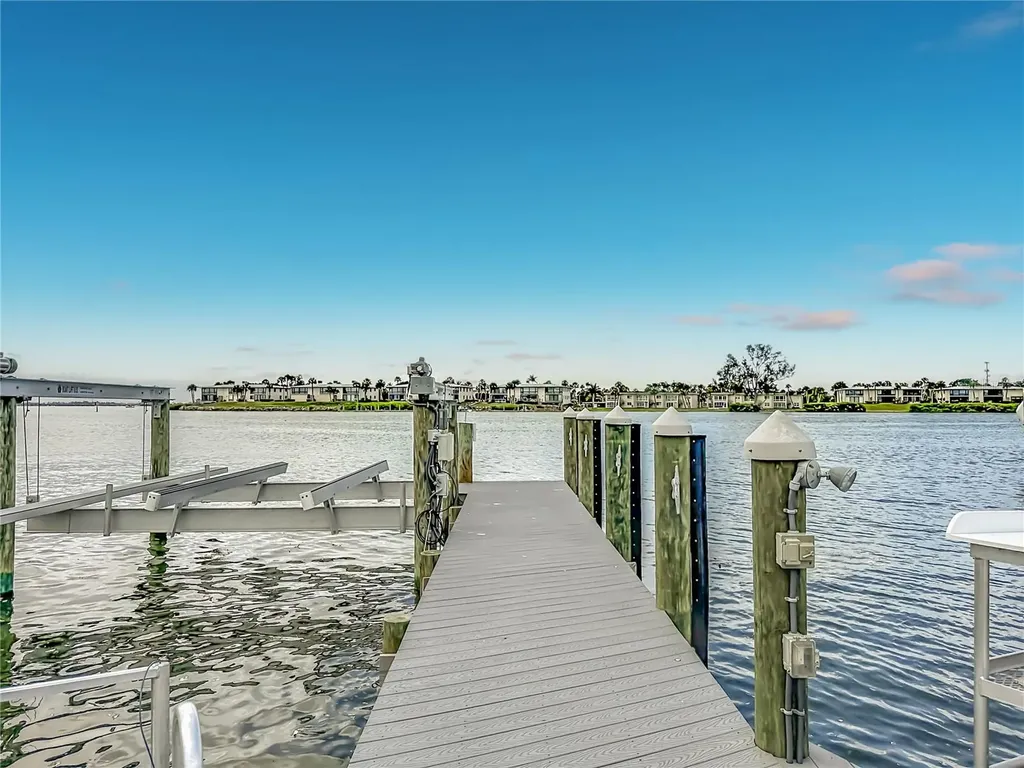 605 Key Royale Drive Bradenton Beach FL 34217