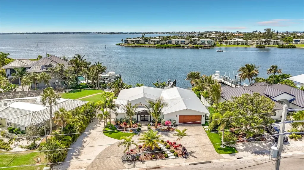 605 Key Royale Drive Bradenton Beach FL 34217
