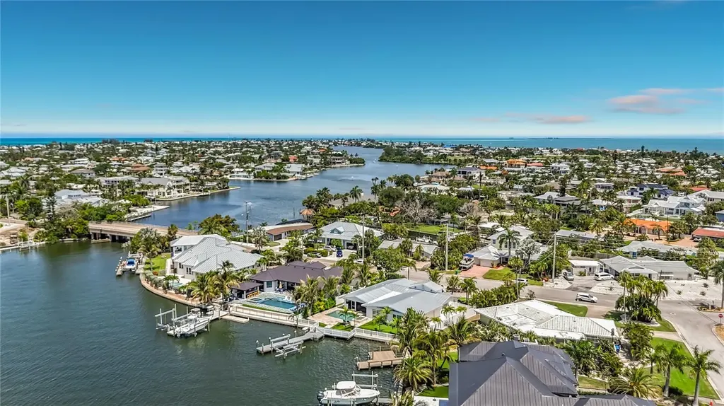 605 Key Royale Drive Bradenton Beach FL 34217