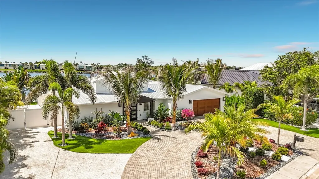 605 Key Royale Drive Bradenton Beach FL 34217