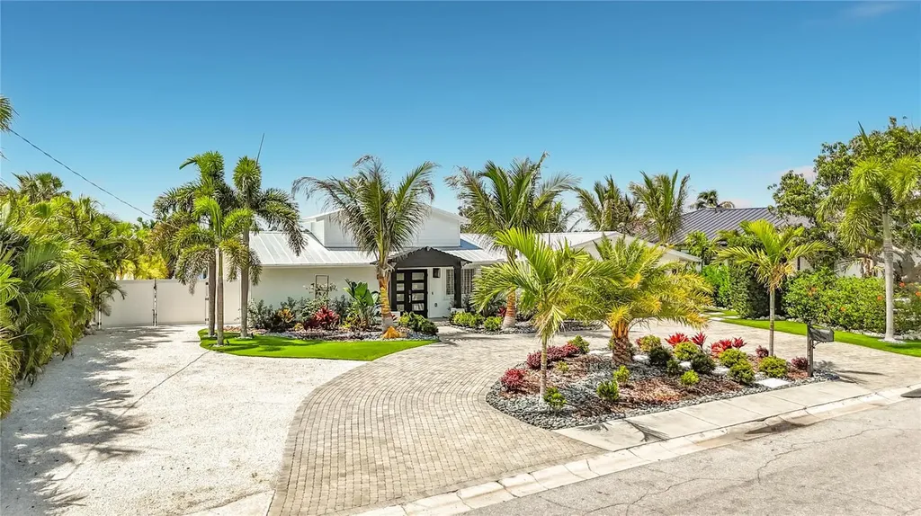 605 Key Royale Drive Bradenton Beach FL 34217